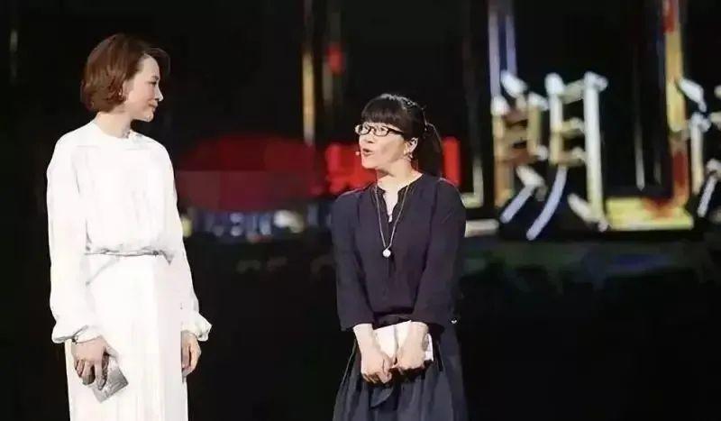 权威解读（人模狗样）本期数字