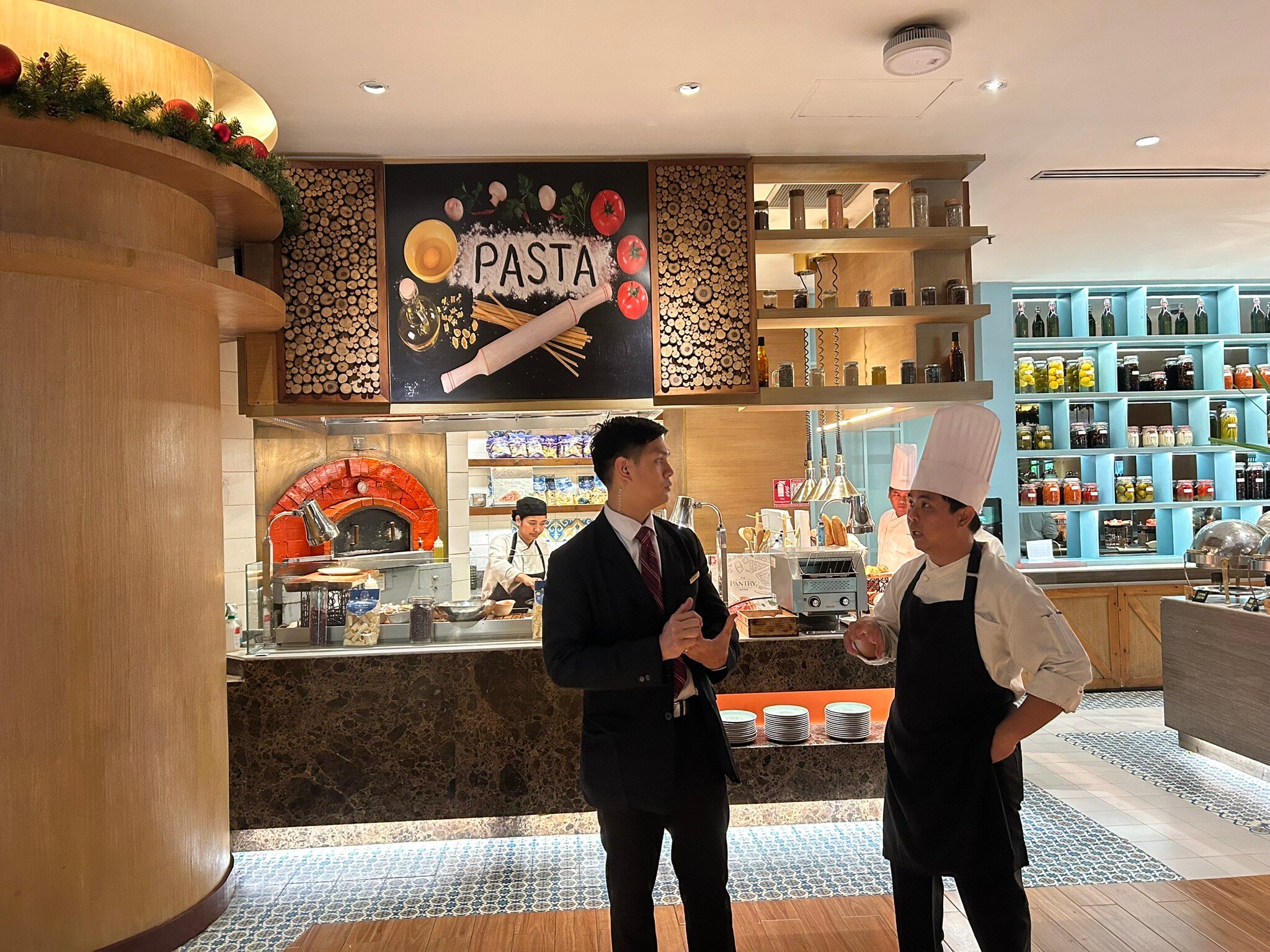 行家点评（卷土重来龙蛇看）指代表是什么生肖