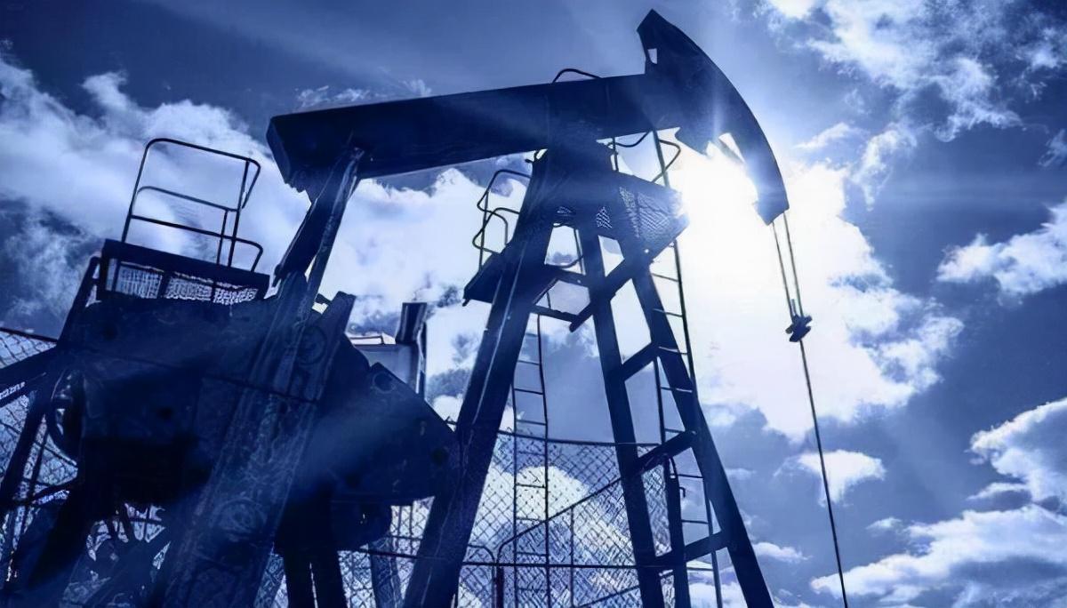 深度报道（梨花落后二清明，三五少年容易老）猜一数字